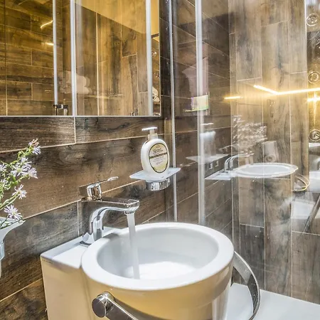 - Caruso Appartement
