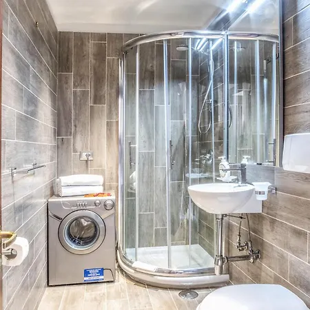 - Caruso Appartement